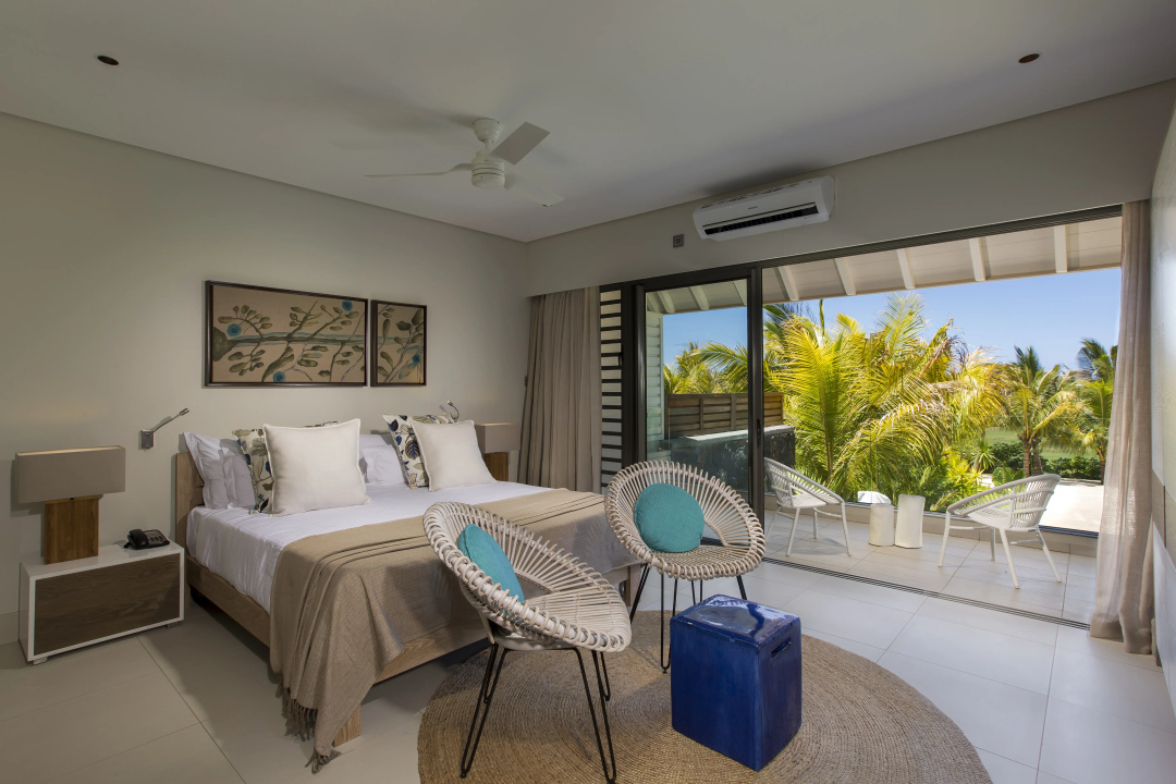 The Bay Club at Anahita — a balcony