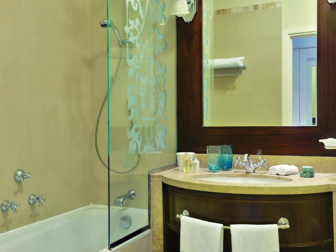 Sugar Beach Mauritius — a bathroom
