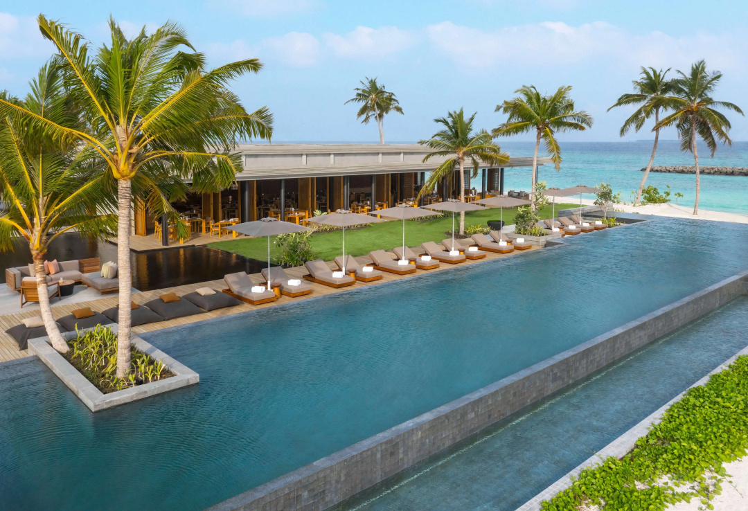 Alila Kothaifaru Maldives — the pool