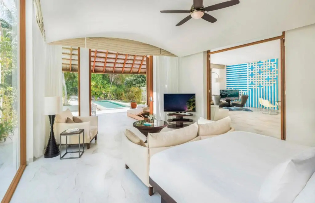 3 Bedrooms Beach with Pool Suite