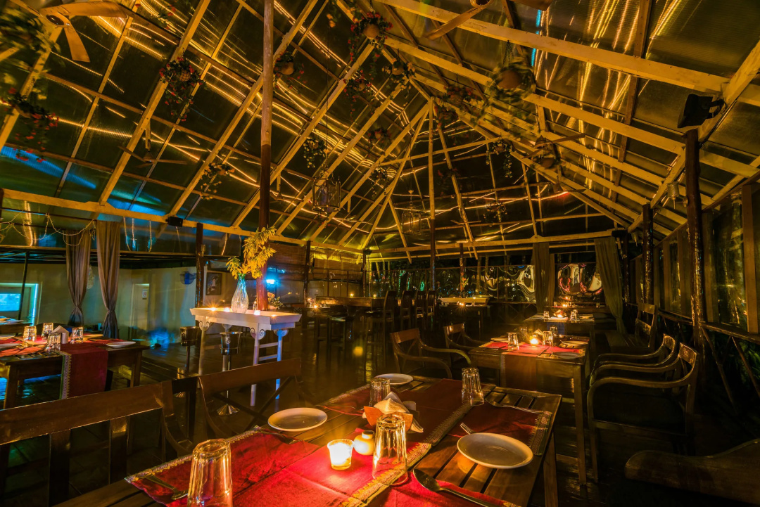 Munjoh Ocean Resort — dining