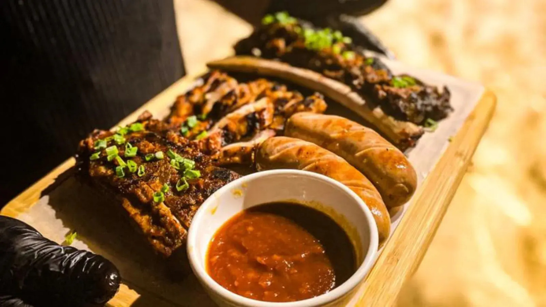 Cauayan Island Resort — the food