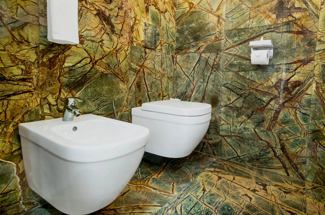 Gardens Hill Resort & Spa Resort — a bathroom