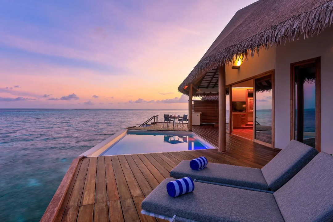 Cinnamon Velifushi Maldives Hotel — the grounds