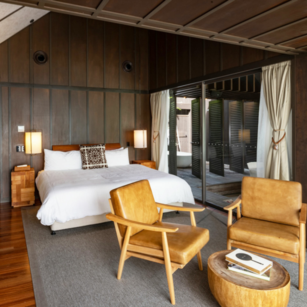 4 Bedrooms Residence beachfront
