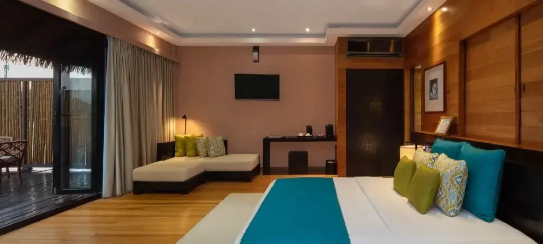Overwater Jacuzzi Double Villa