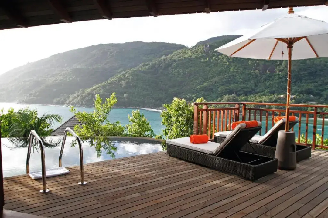 Constance Ephelia Seychelles — the grounds