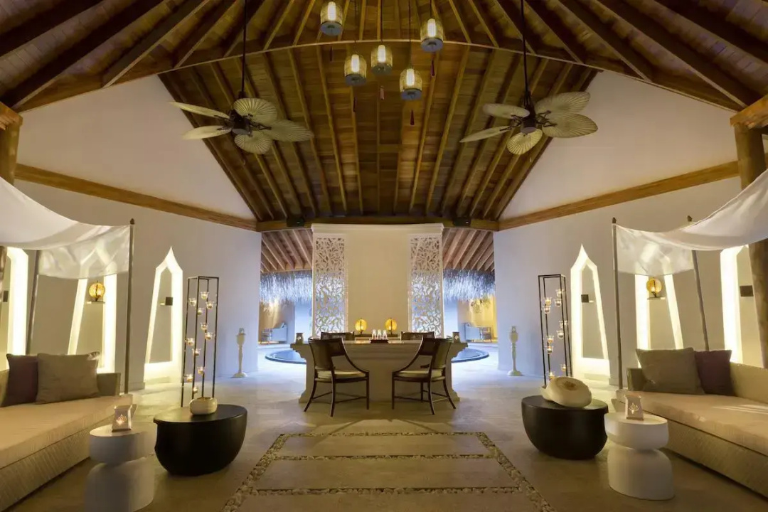 Dusit Thani Maldives Resort — a room