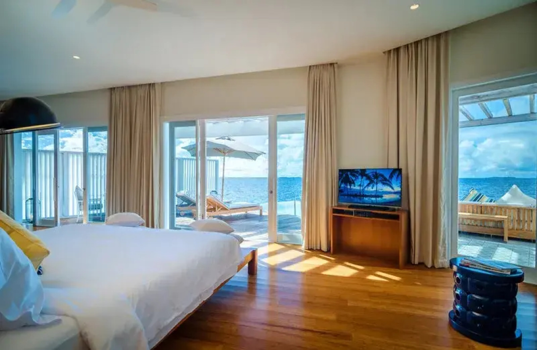 Reef Water Double Pool Villa