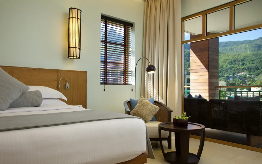 Savoy Deluxe Ocean Side View Double room