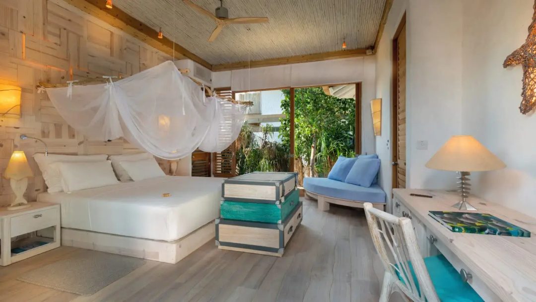 2 Bedrooms Island with Slide Retreat