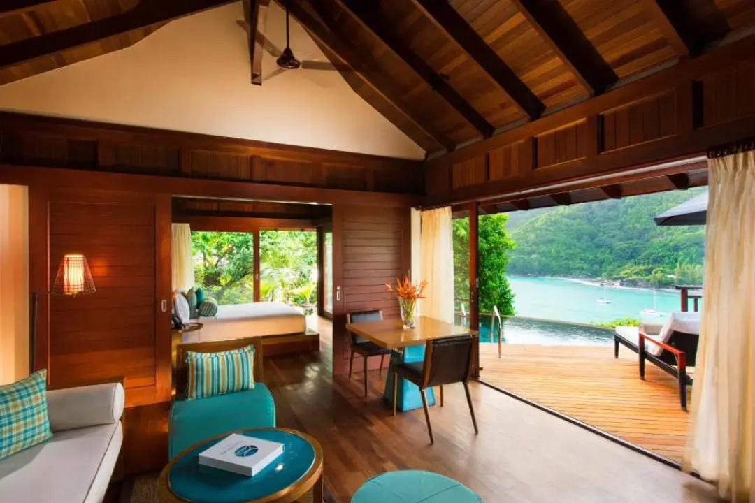 Constance Ephelia Seychelles — the grounds