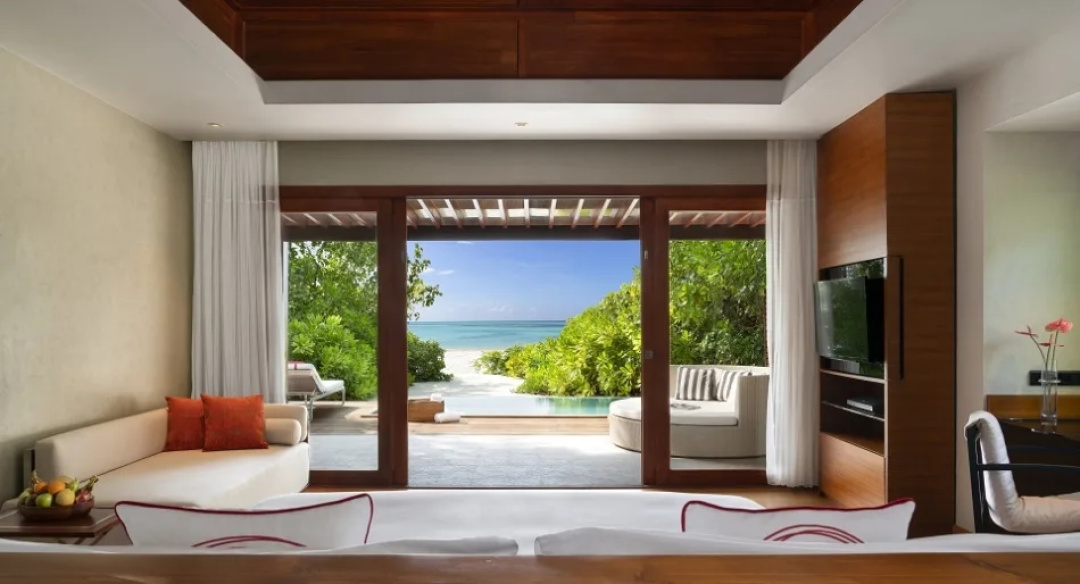Deluxe Pool Double Over Water Villa