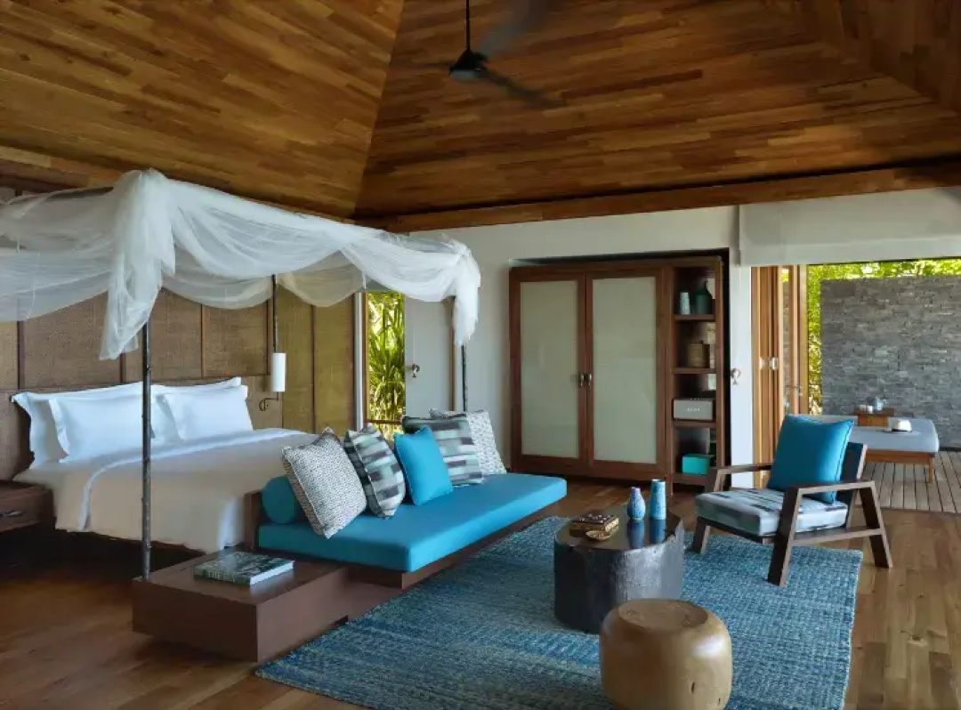 Double Pool Villa oceanfront