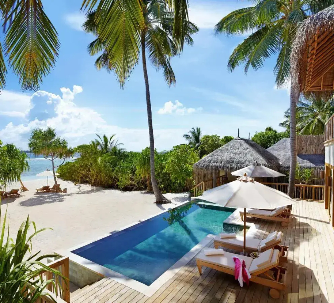 Six Senses Laamu — the pool