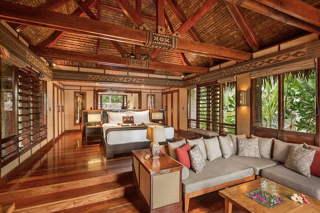 Deluxe Beachfront Double Bure