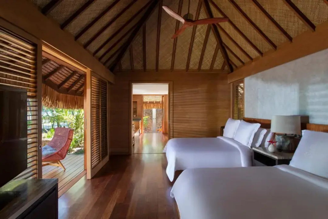 2 Bedrooms Deluxe Villa beachfront