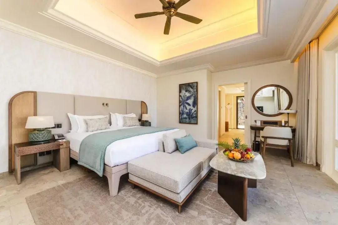 Maradiva Villas Resort & Spa — a room