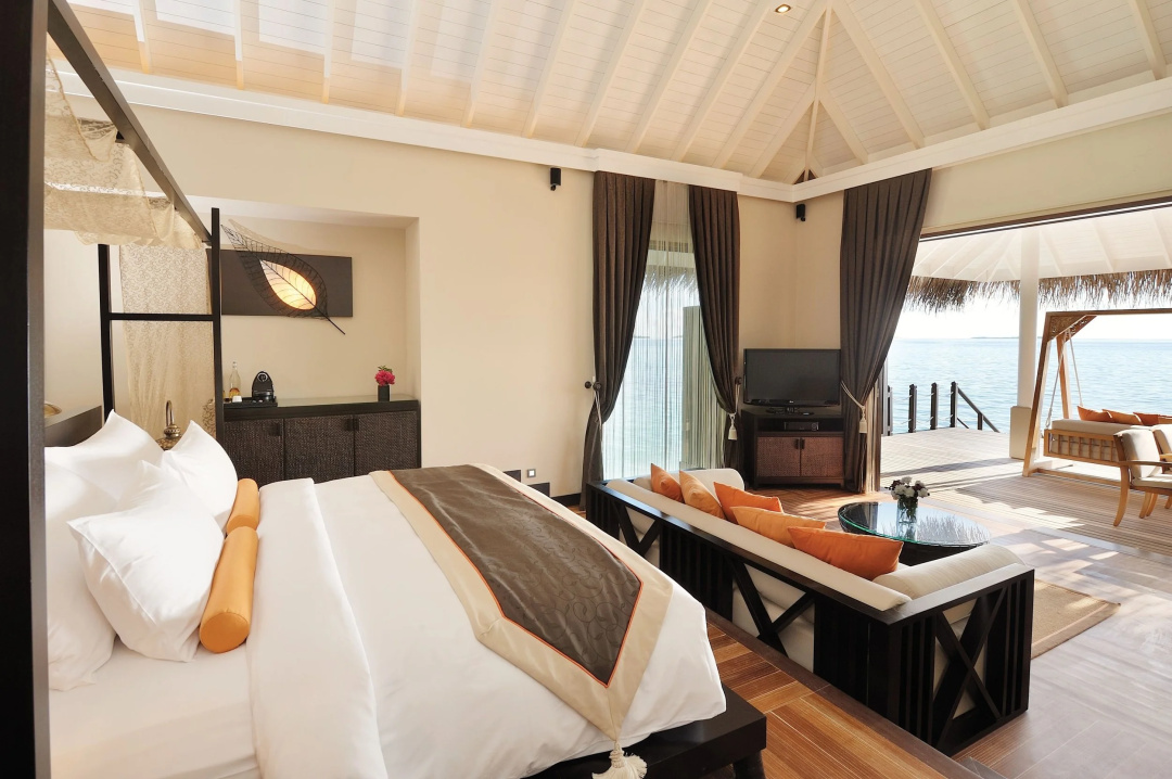 Lagoon Sunset Suite with ocean view
