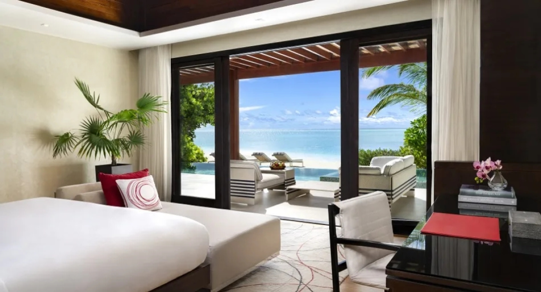 2 Bedrooms Pool Beach Pavilion