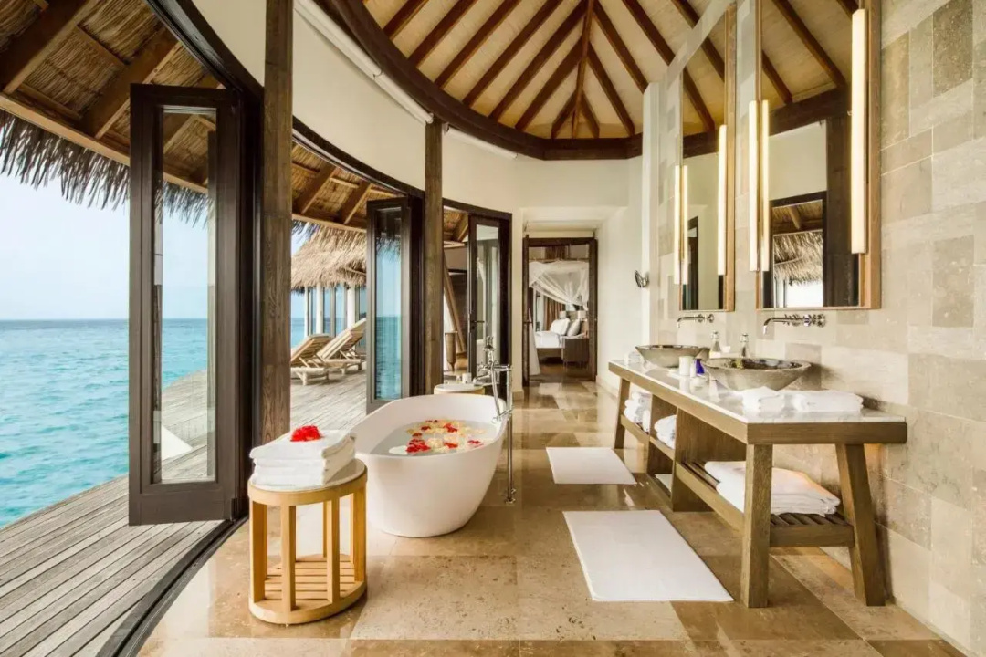 COMO Maalifushi — the grounds