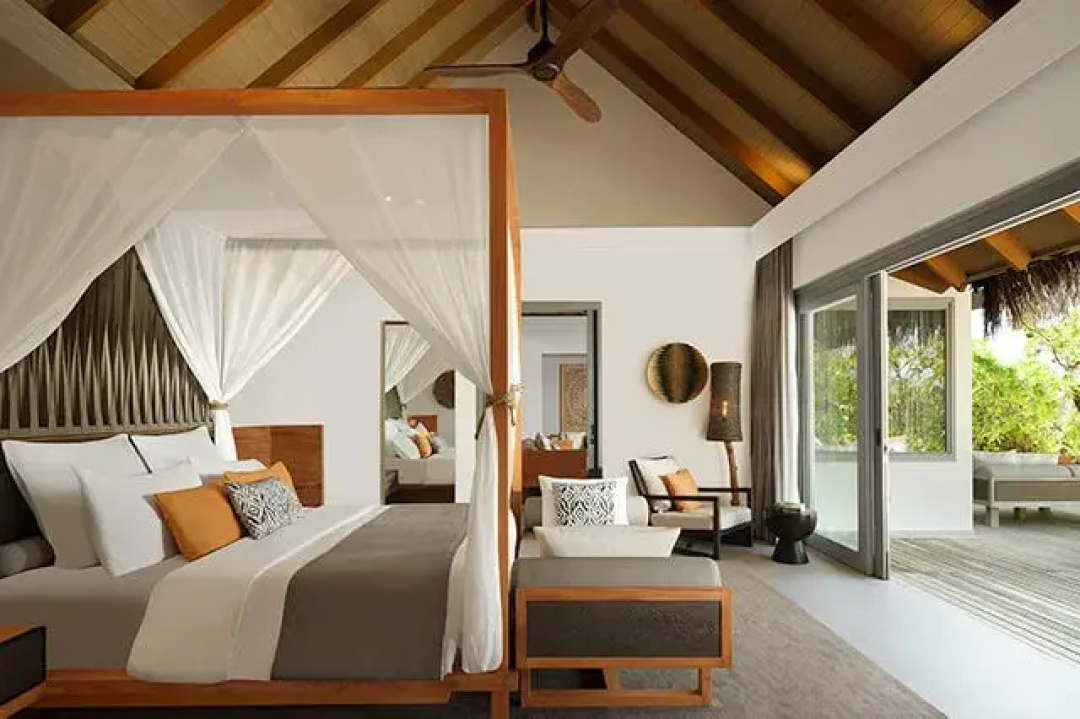 1 Bedroom Beach Pool Residence