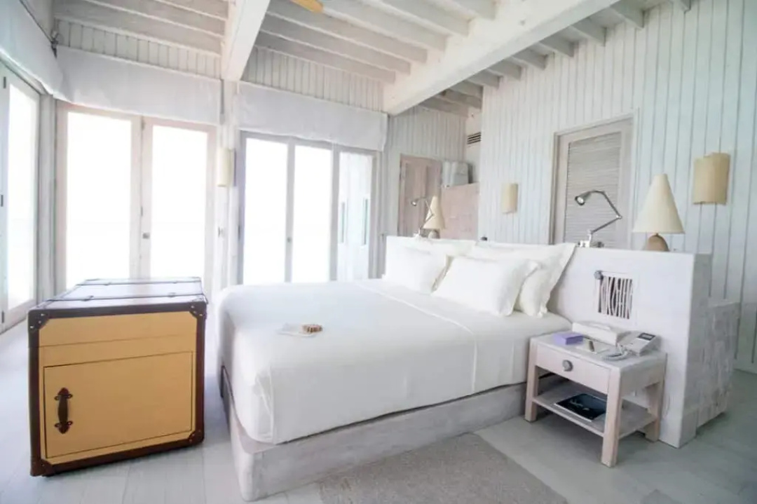 5 Bedrooms Water with Slide Retreat