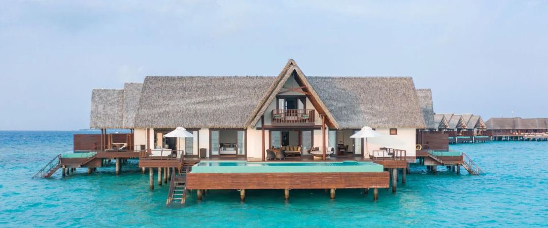 Heritance Aarah — the pool