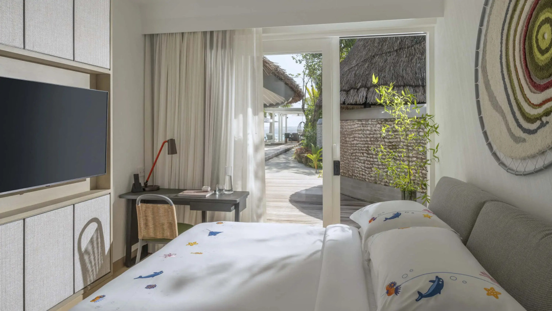 Sunset Family Beach Villa with Pool
