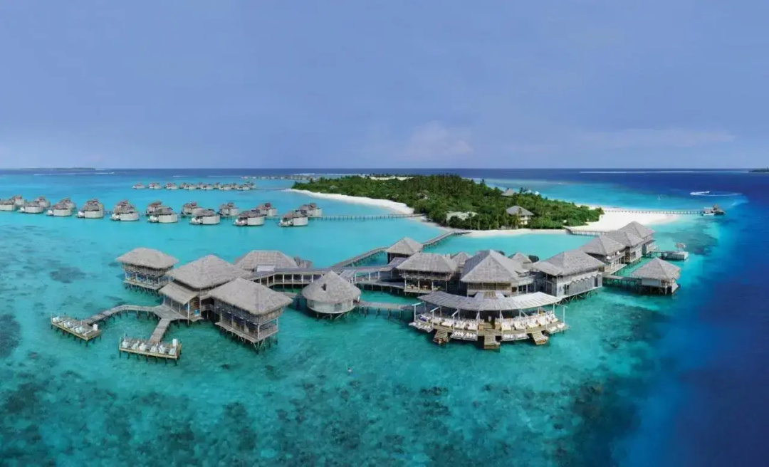Six Senses Laamu — the beach