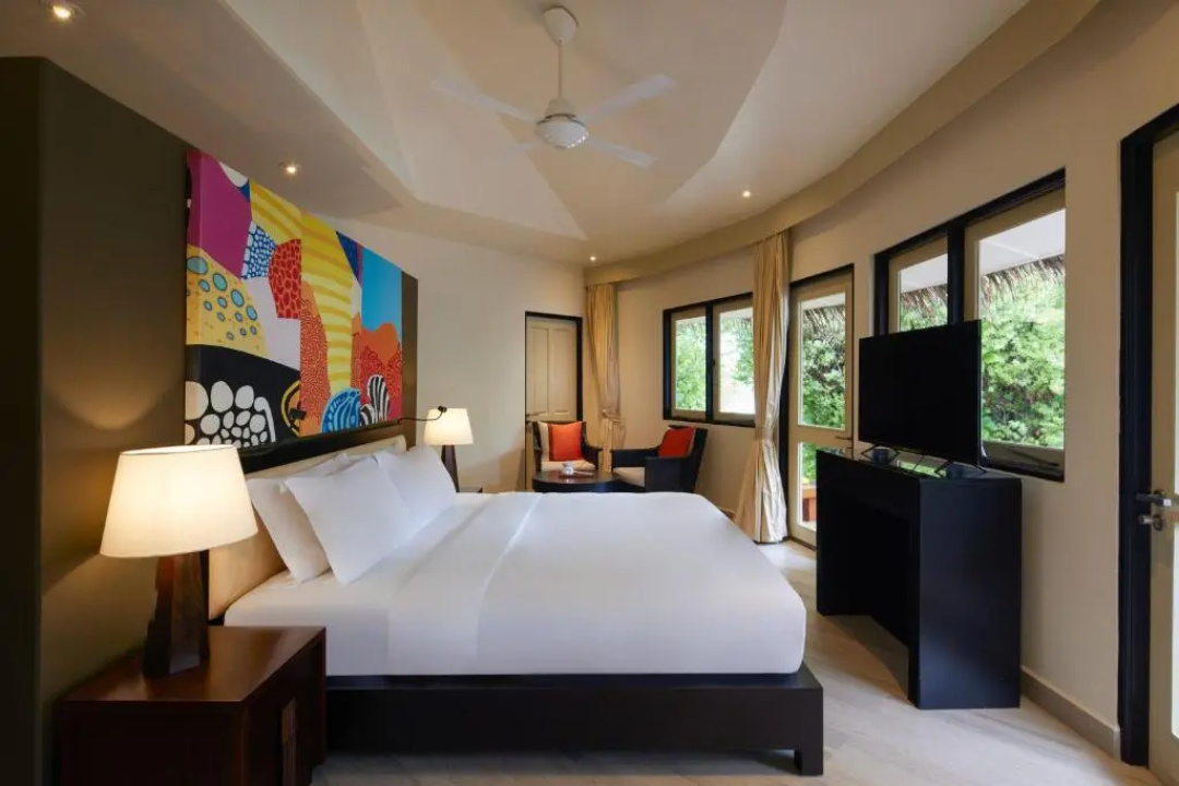 2 Bedrooms Velavaru Pool Villa
