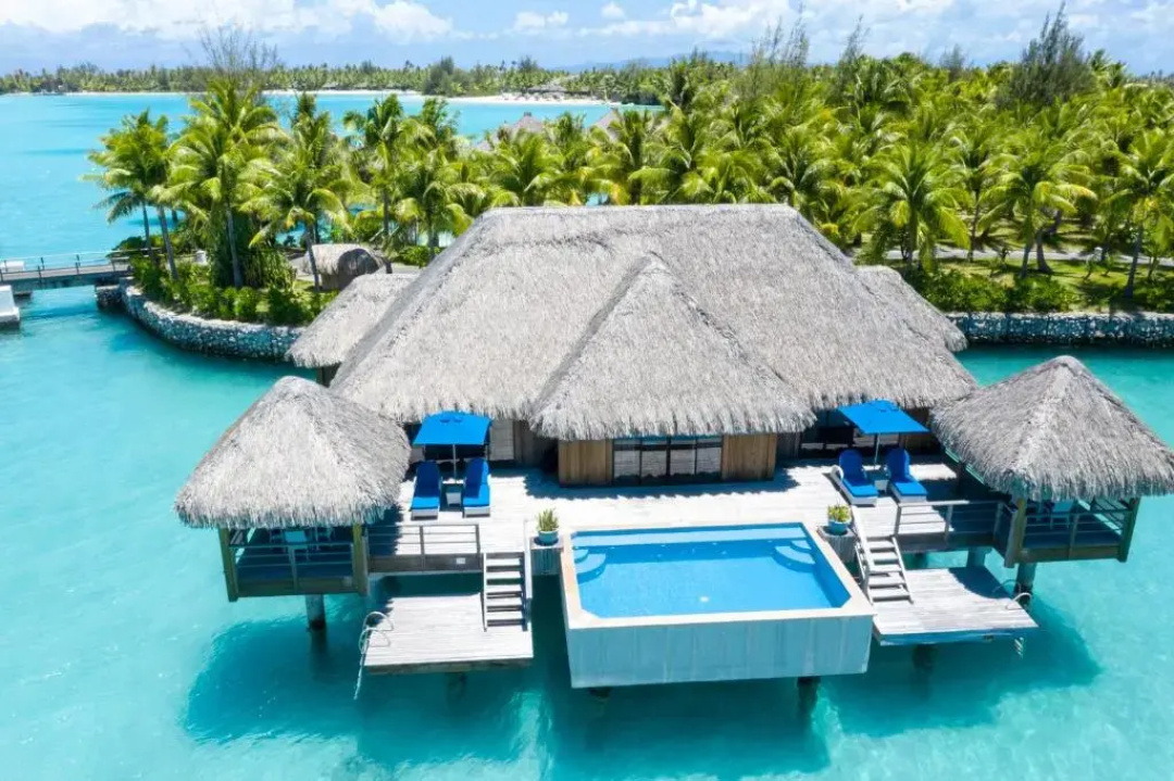 Royal Otemanu Overwater Double Villa
