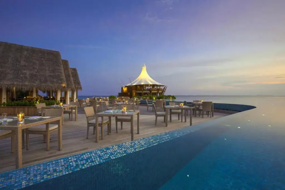 Baros Maldives — the beach