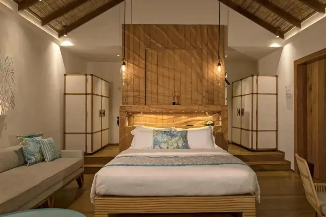 Constance Moofushi All Inclusive Hotel — a room