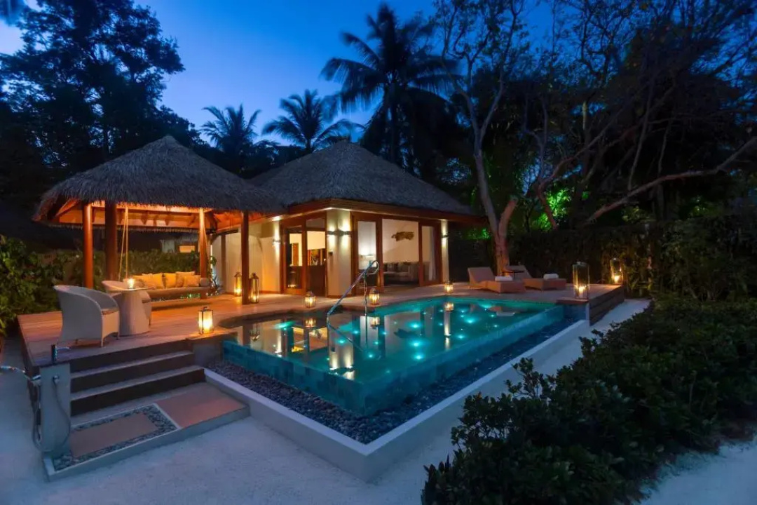 Baros Maldives — the pool
