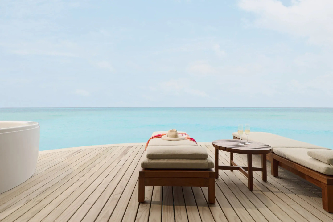 Centara Grand Lagoon Maldives — the beach