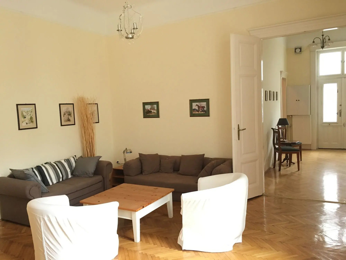 Hi5 Apartments - Central