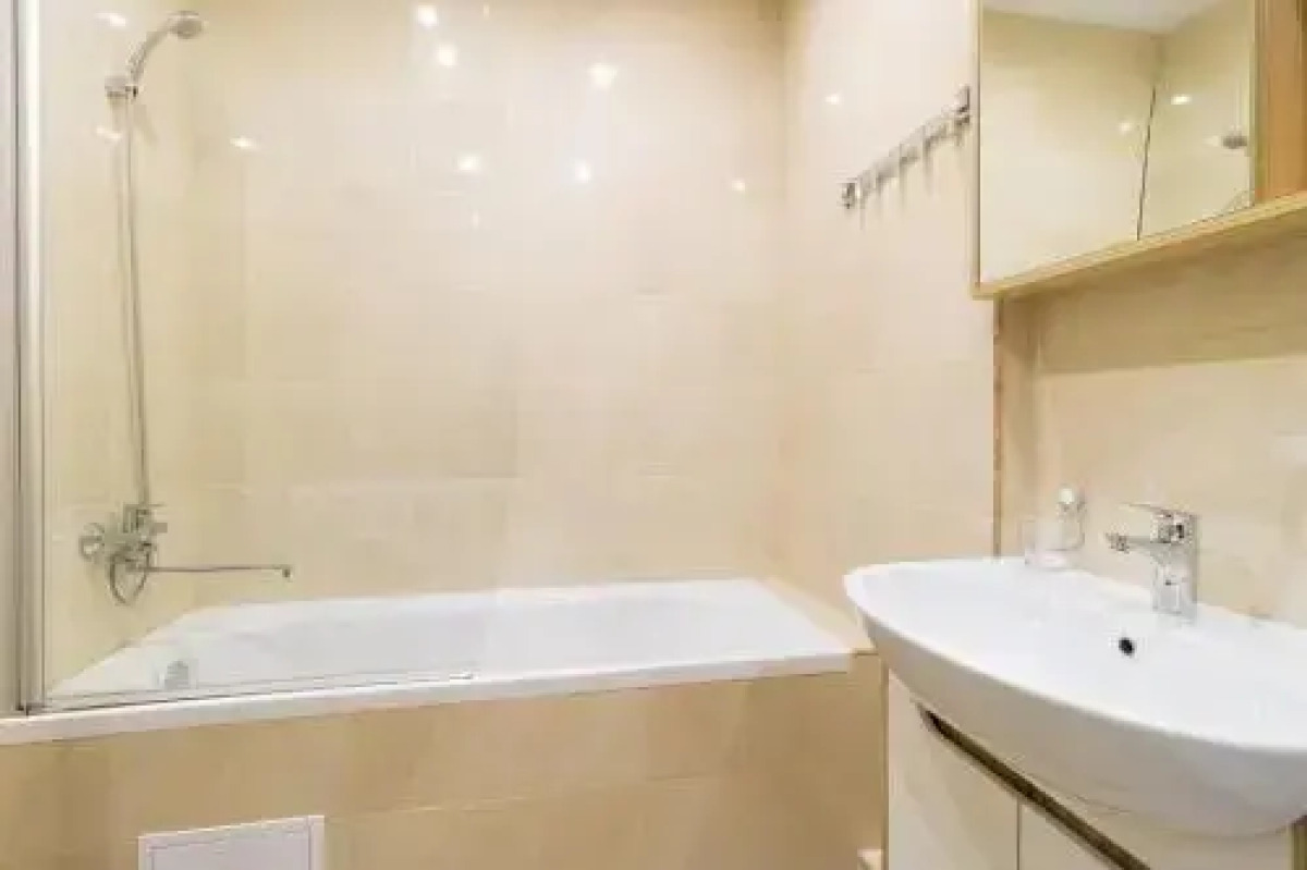 Apart39 on Leonova 55