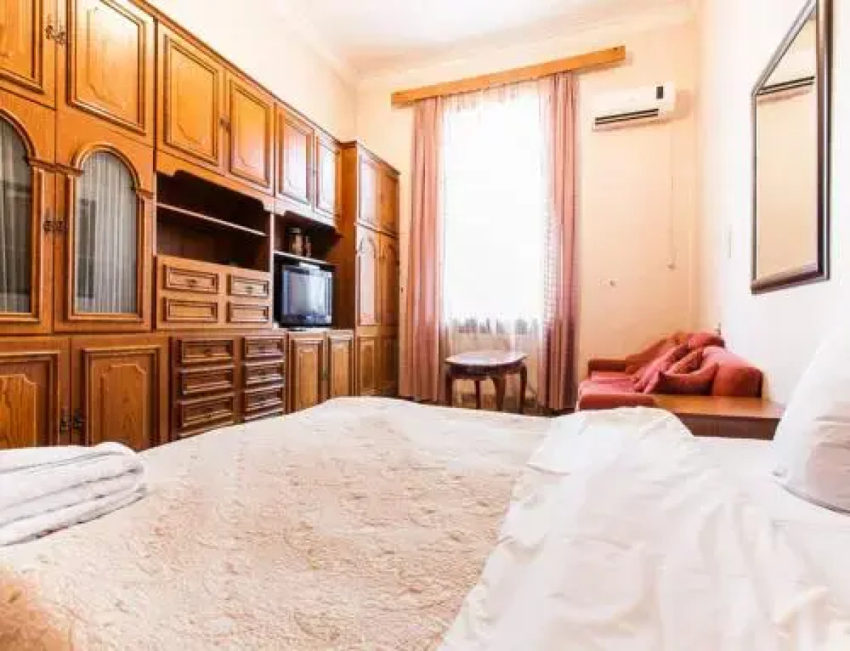 Aparthotel Econom Royal