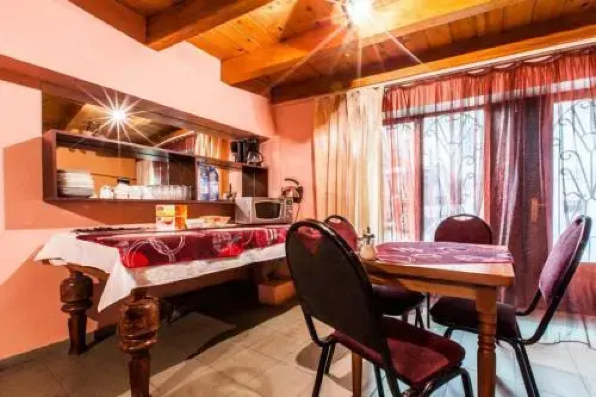 Aparthotel Econom Royal