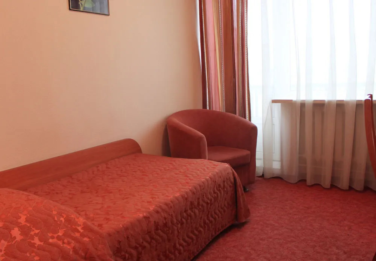 Узкое