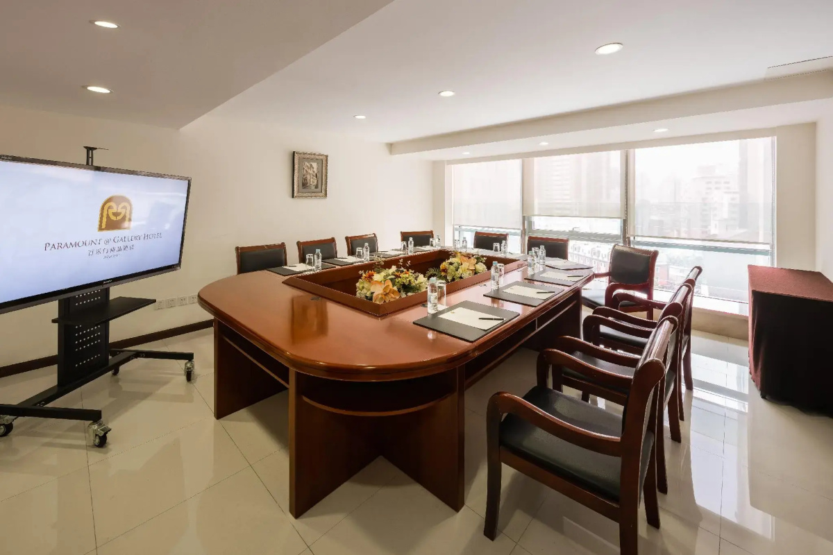 Paramount Gallery Hotel