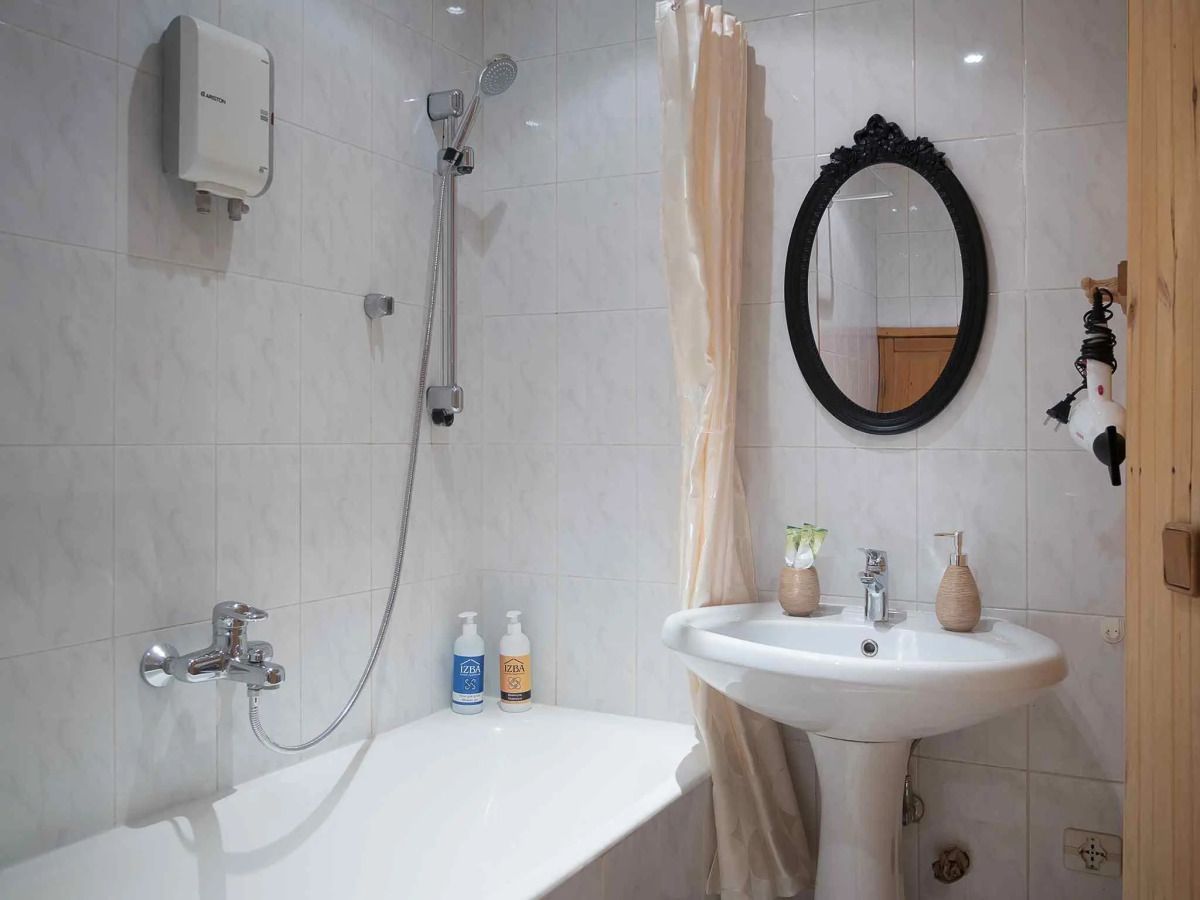 Изба на Кудринской площади