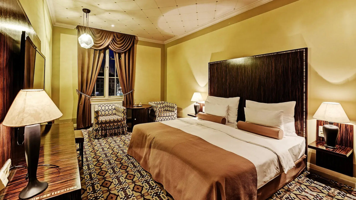 Grandezza Hotel Luxury Palace