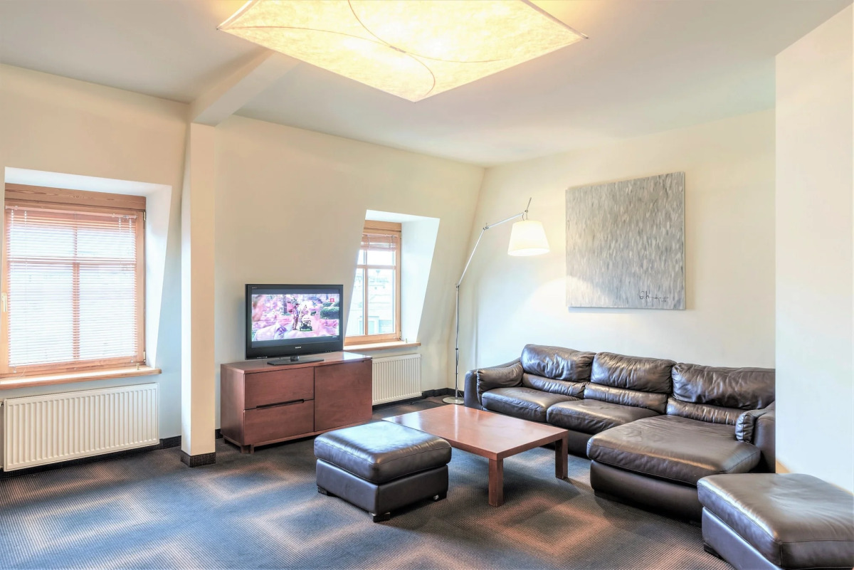 Rixwell Centra Hotel