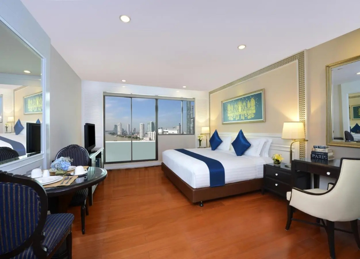 Отель Centre Point Silom