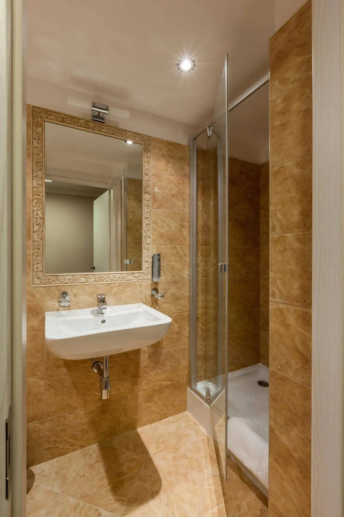 Boutique Residence by Little King