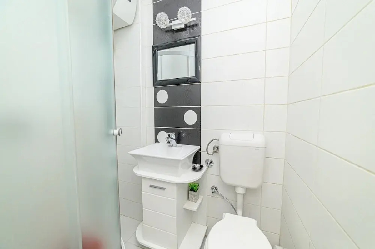 Beautiful Cozy Studio Close To City Center