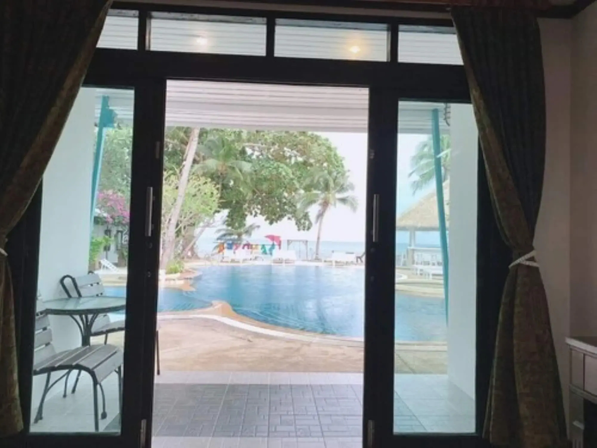 Sand Sea Beach Resort