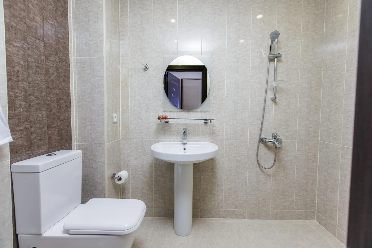 Отель Deluxe City